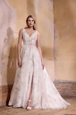 Primrose by Josephine Scott - view 3 of 6