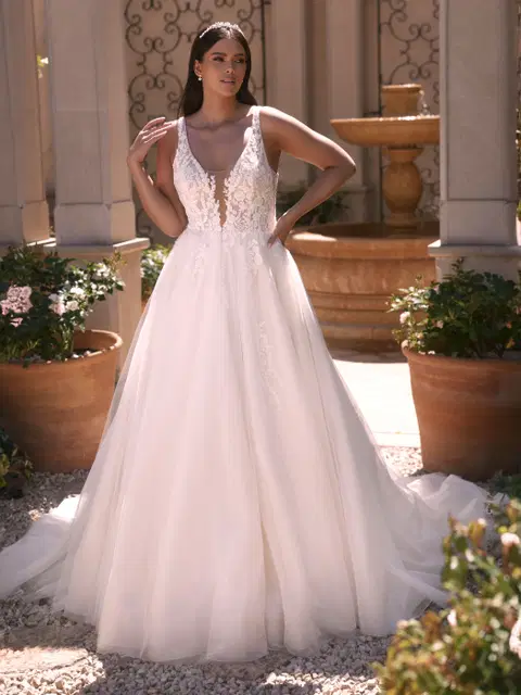 Clorinde c wedding dress by Bianco Evento, ball gown, tulle