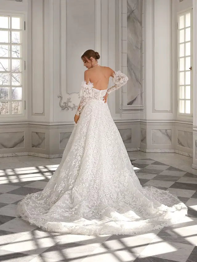 Paola by Vanilla Sposa - view 2 of 2