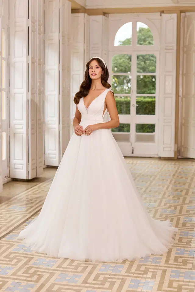 8352 by Monica Loretti: Ball Gown silhouette, V-neck neckline, sleeveless