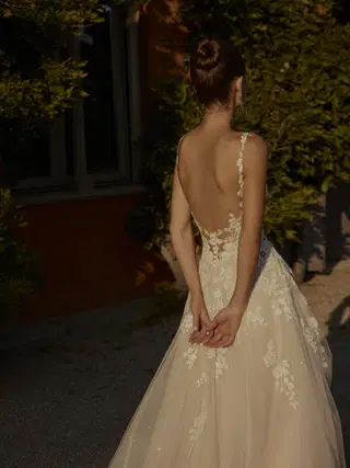 Dafna by Modeca Bridal - view 5 of 6