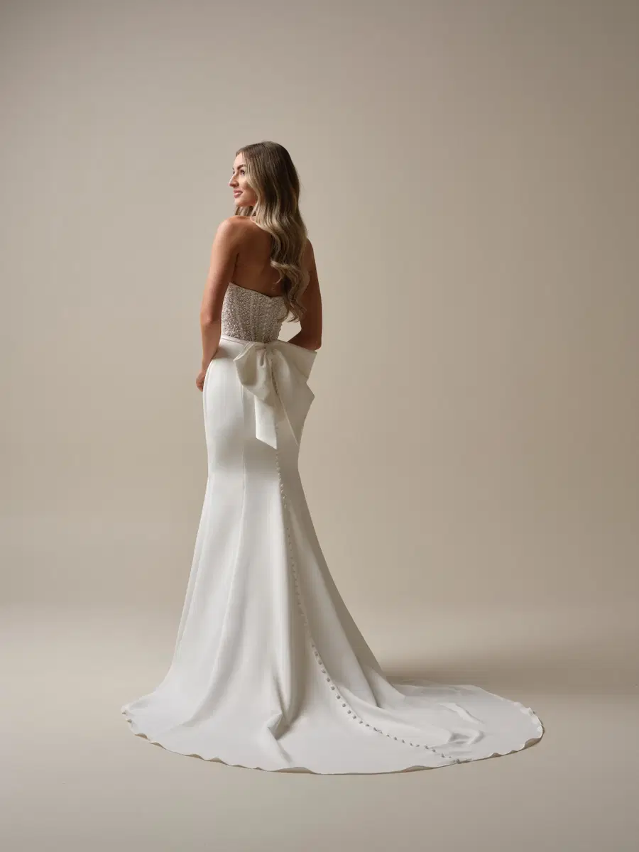 Heyda by Rebecca Ingram - view 2 of 10