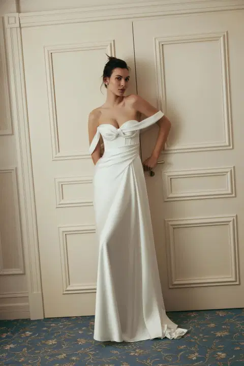 Gloria wedding dress by Anne Mariée, A-line, mikado