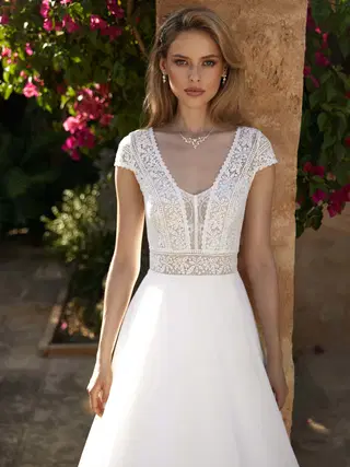 LENA by Bianco Evento - view 3 of 4