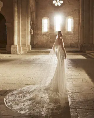 Loren by Rosa Clara - view 3 of 5