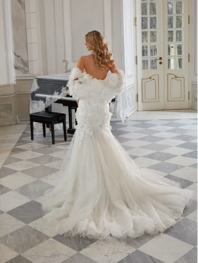 Pyper by Vanilla Sposa - view 2 of 2