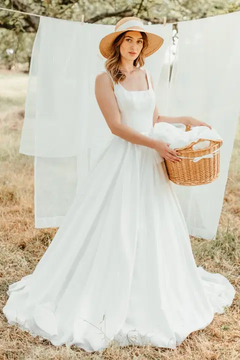Simona wedding dress by Sanna Lindström, ball gown, satin