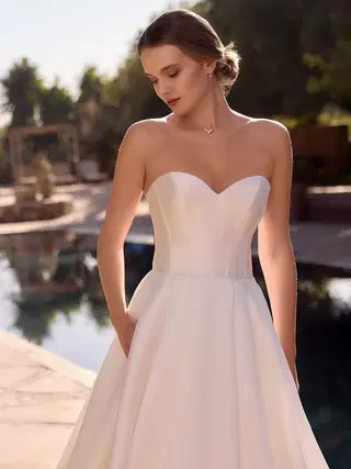DARIA by Bianco Evento - view 3 of 6