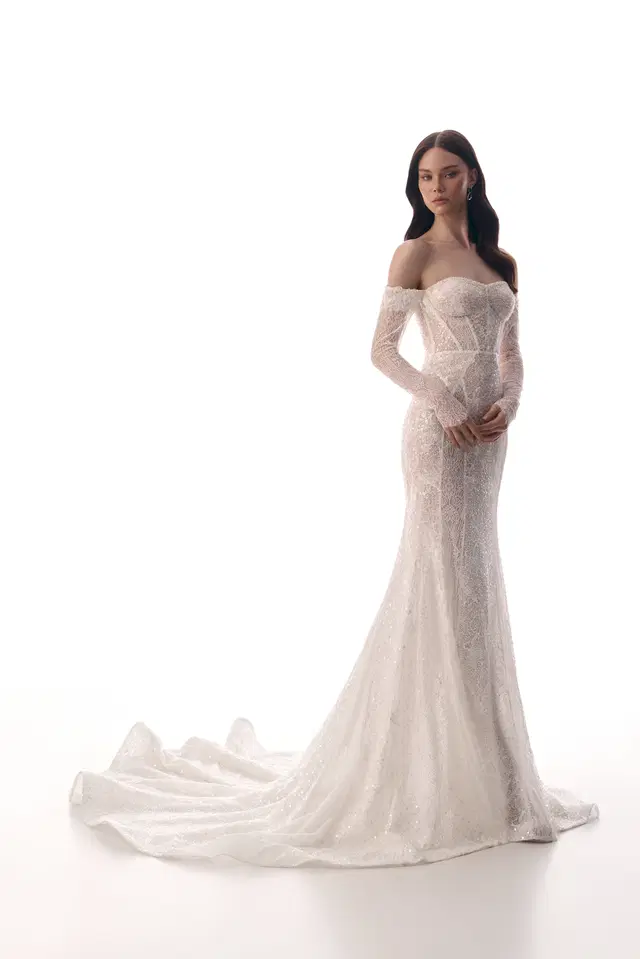 Dede by Innocentia: Mermaid silhouette, semi sweetheart neckline, long sleeves, lace