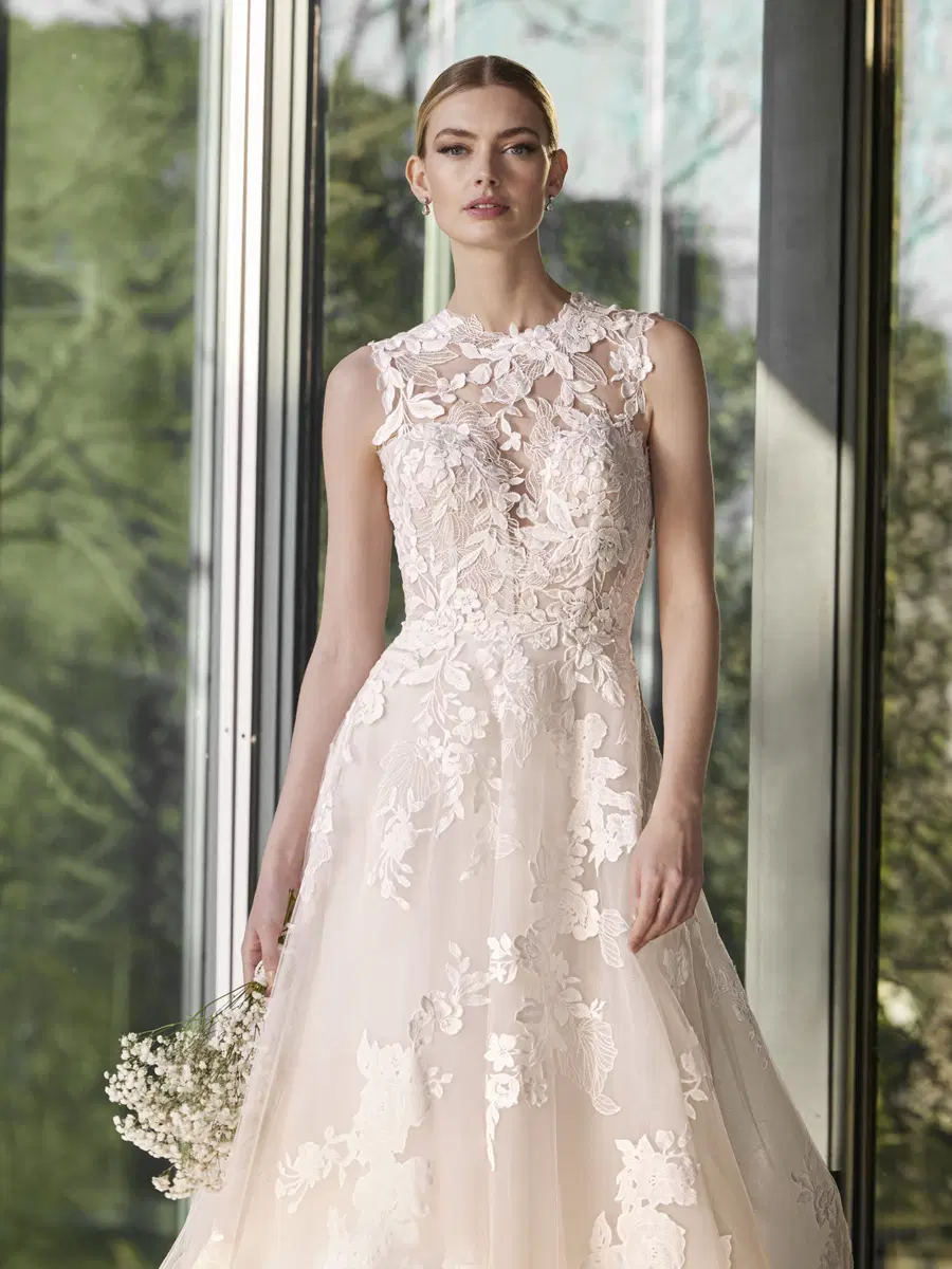 RIANNE by Pronovias - view 3 of 3