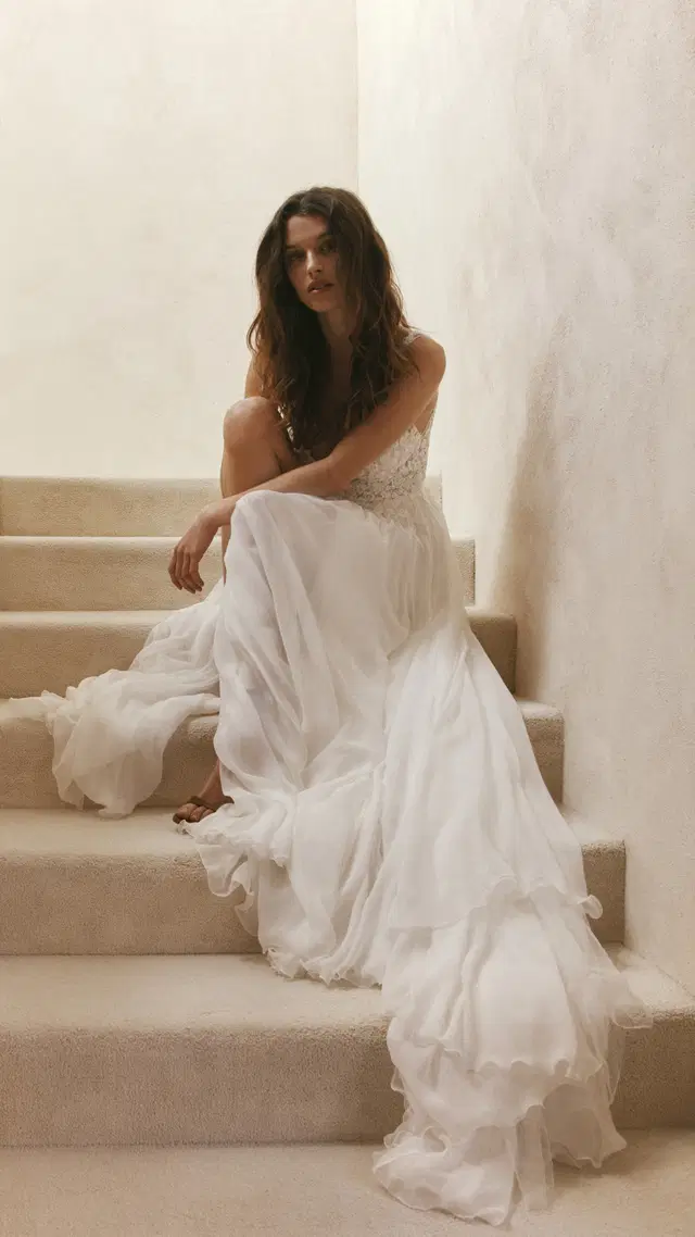 Amara by Anna Kara - view 3 of 5