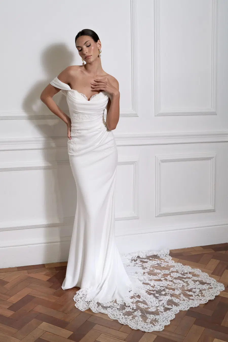 Chloe by Avenue by Josephine Scott - view 7 of 8