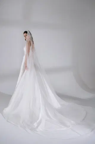 Elliot by Avenue by Josephine Scott - view 6 of 6