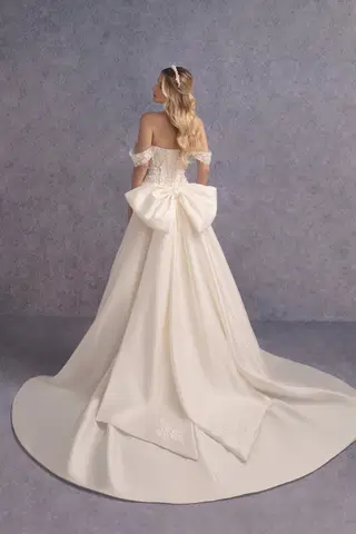 Kareena by Donna Salado Bridal - view 4 of 4