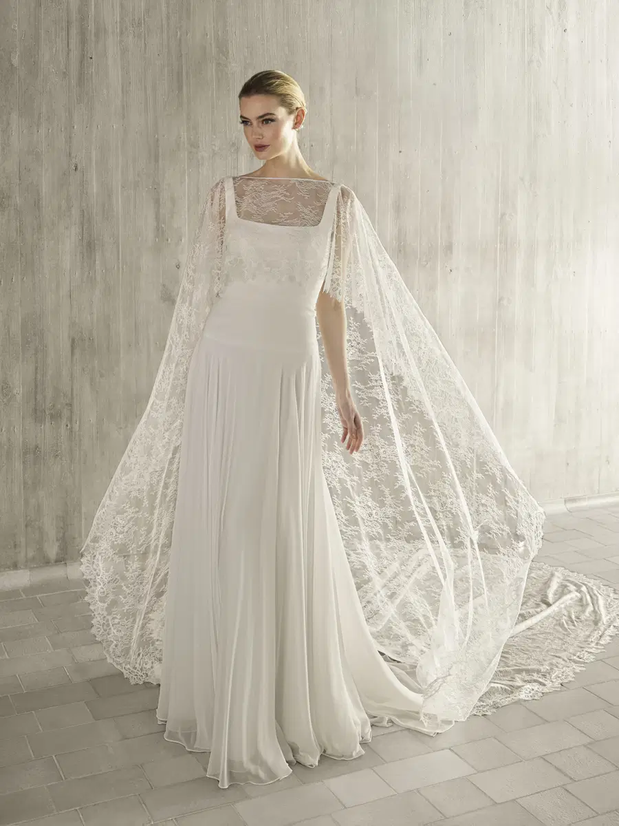 JORDINA by Pronovias - view 2 of 3