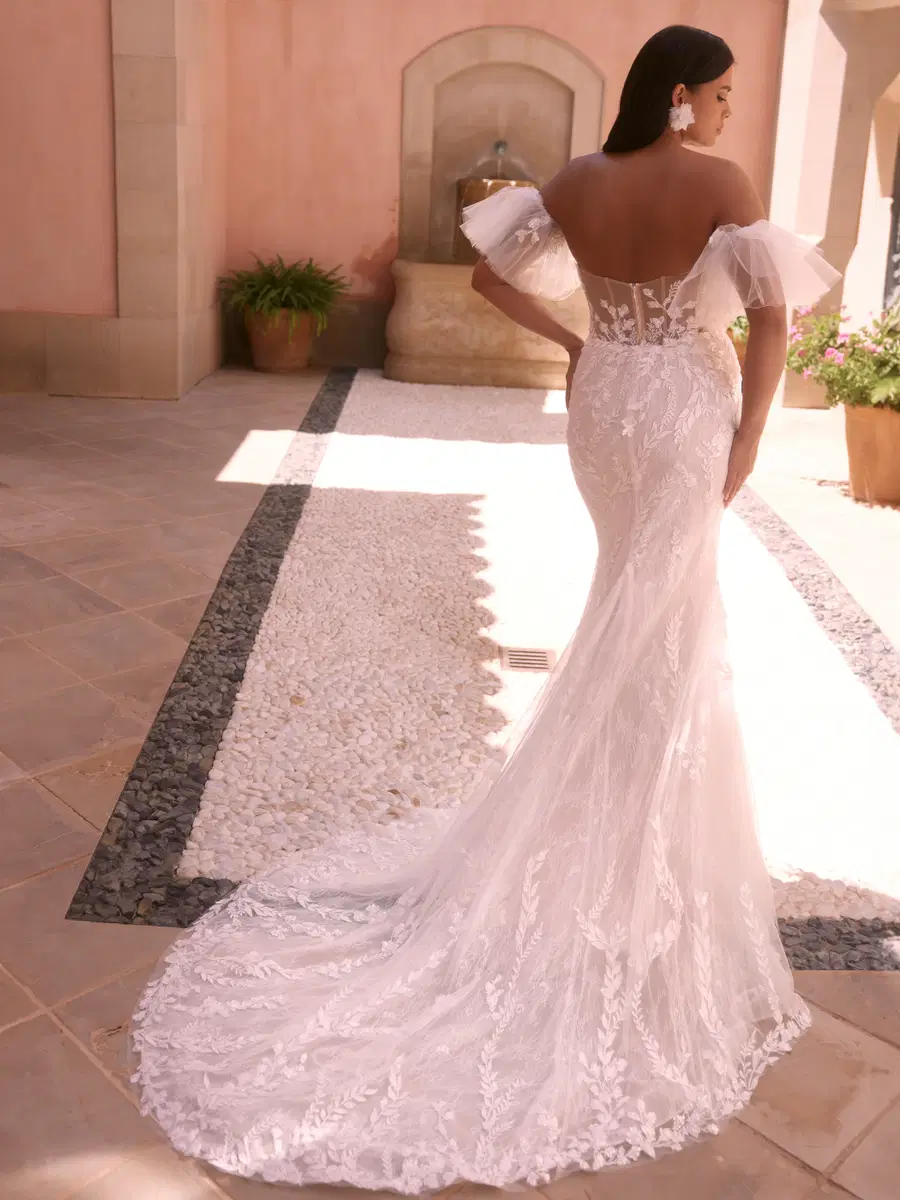 Zerene c by Bianco Evento - view 5 of 5