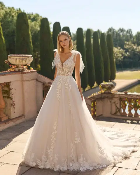 Fiony Brautkleid von Luna Novias, A-Linie, Tüll