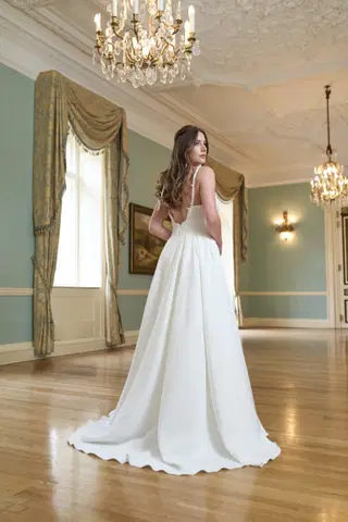 Stella by Eliza Jane Howell - view 3 of 4