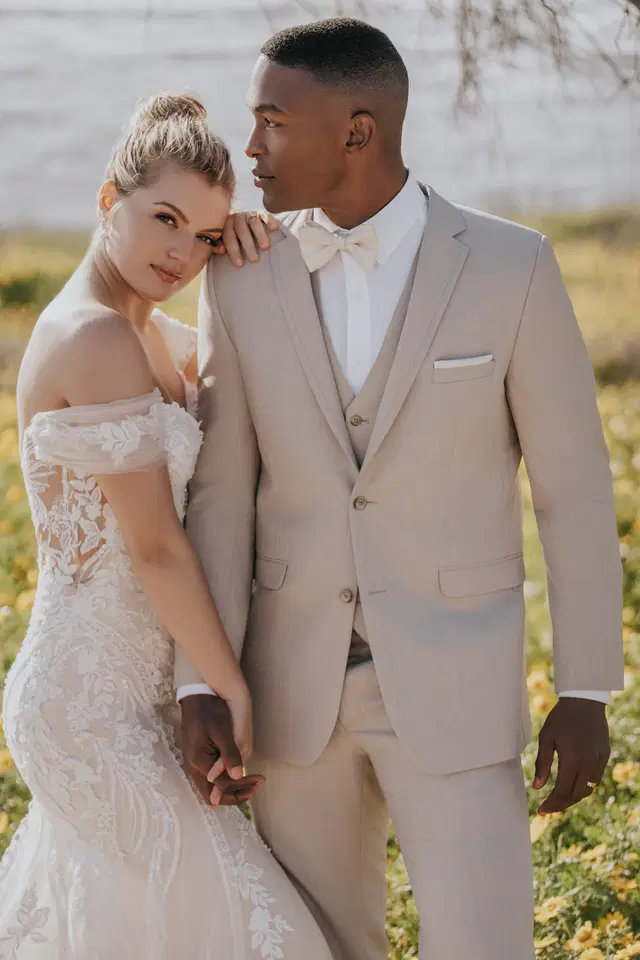 A1163 by Allure Bridals - view 9 of 11