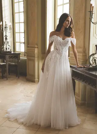Gwyneth by ÉLYSÉE - view 2 of 7