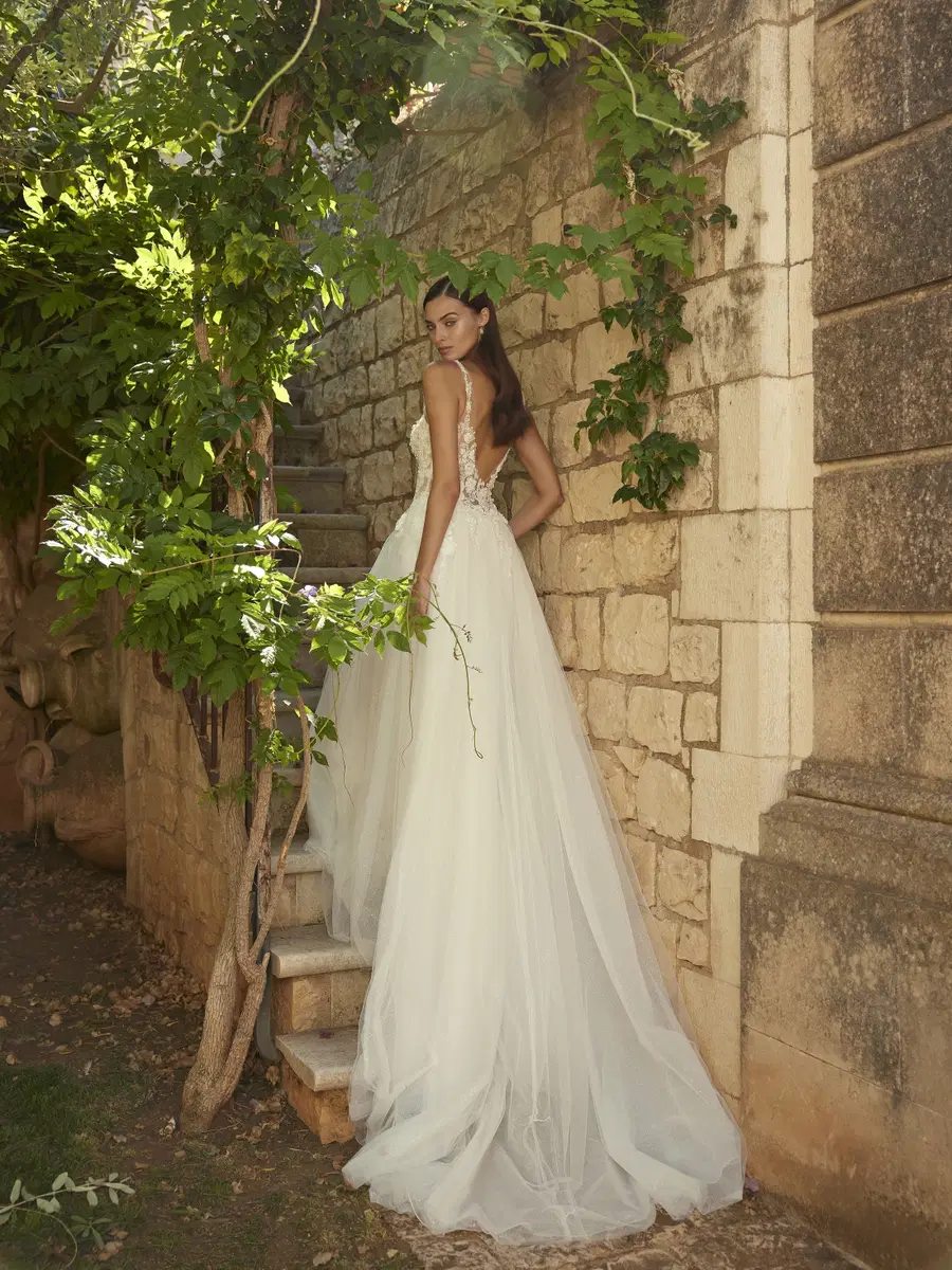 Elias by Modeca Bridal - view 6 of 9
