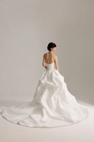 Beau by Josephine Scott - view 4 of 4