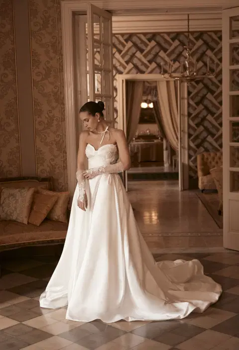 Hera 25-012 wedding dress by Ricca Sposa Atelier, ball gown, lace