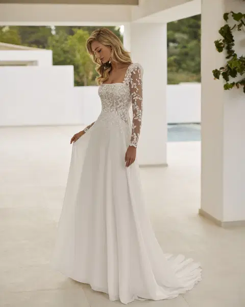 Saori wedding dress by Adriana Alier, straight, chiffon