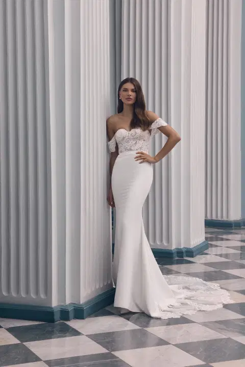 Coco wedding dress by Carfelli, mermaid, lace