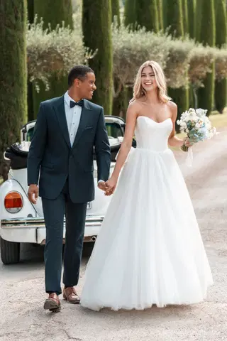 A1311 by Allure Bridals - view 3 of 10