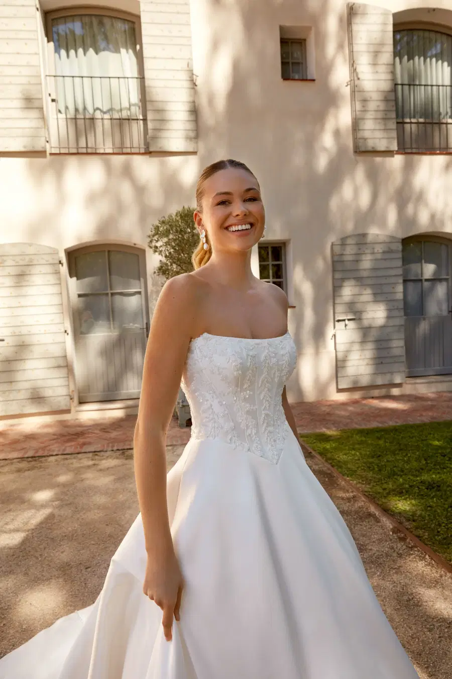 44596 by Sincerity Bridal - view 3 of 4