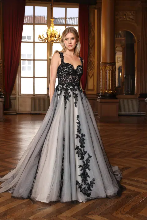 Ciska wedding dress by Azuree Bridal, A-line, lace