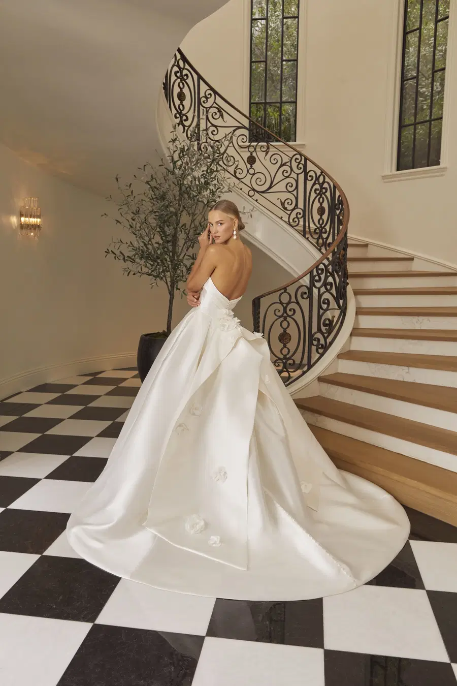 Lorelai by Casablanca Bridal - view 4 of 7