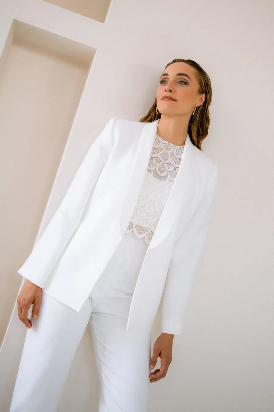 Blazer Aira by noni Selected: Two-Piece silhouette, V-neck neckline, crepe
