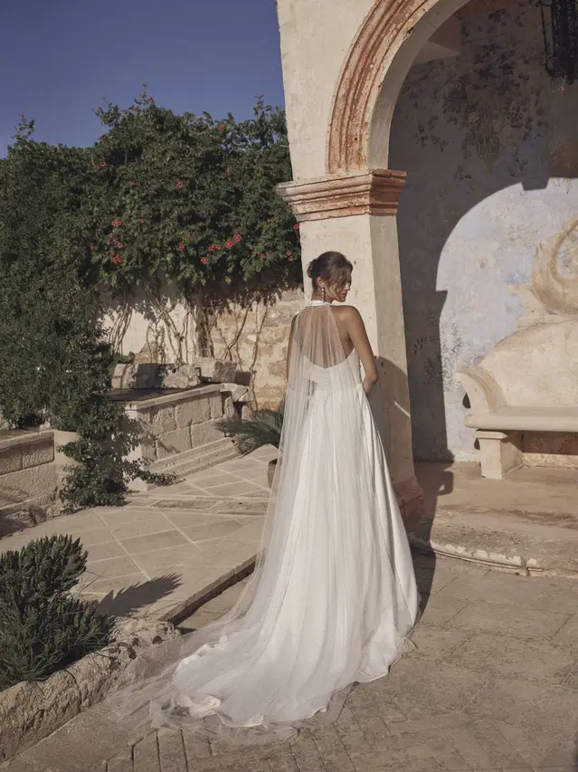Milora von Modeca Bridal - Ansicht 2 von 6