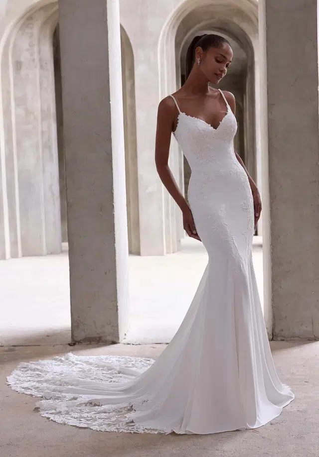 Amaris by Mori Lee: Fit & Flare silhouette, V-neck neckline, crepe