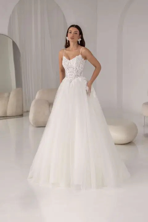 Kythans Brautkleid von Jarice, Ballkleid, Tüll