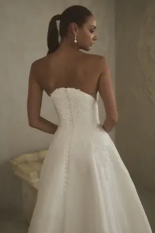 2624 1 by Casablanca Bridal - view 6 of 6