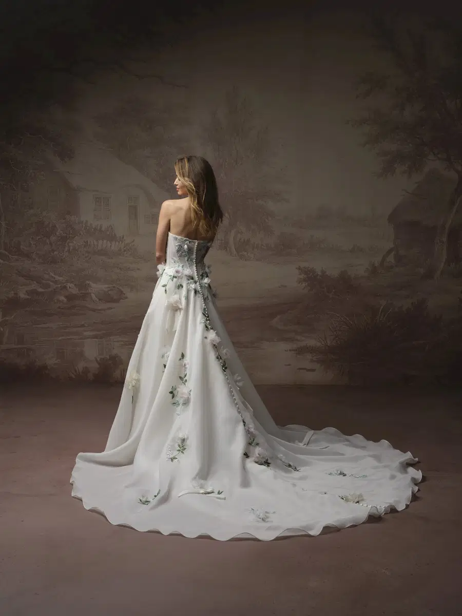 AMARYLLIS by Sottero & Midgley - view 2 of 11