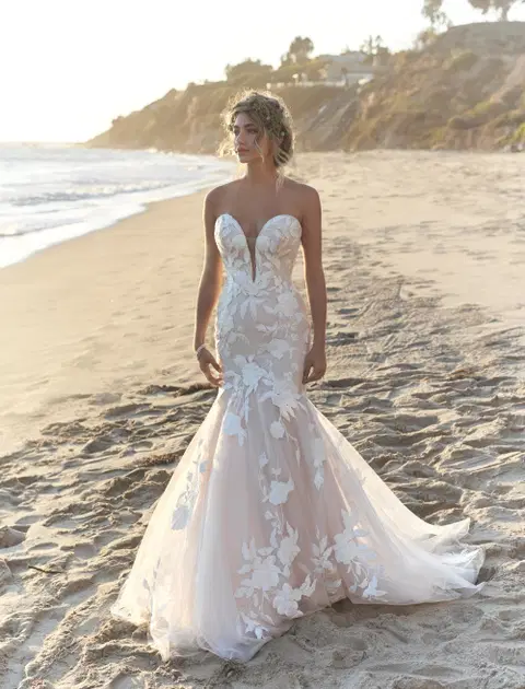 Hattie wedding dress by Rebecca Ingram, mermaid, lace