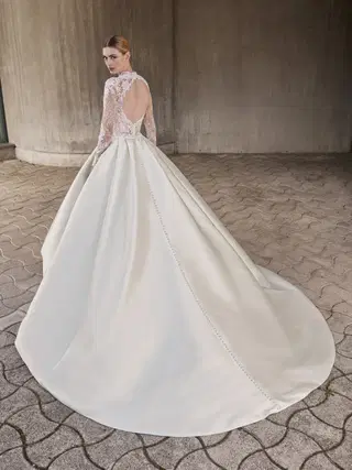 MAPLIS by Pronovias - view 3 of 4