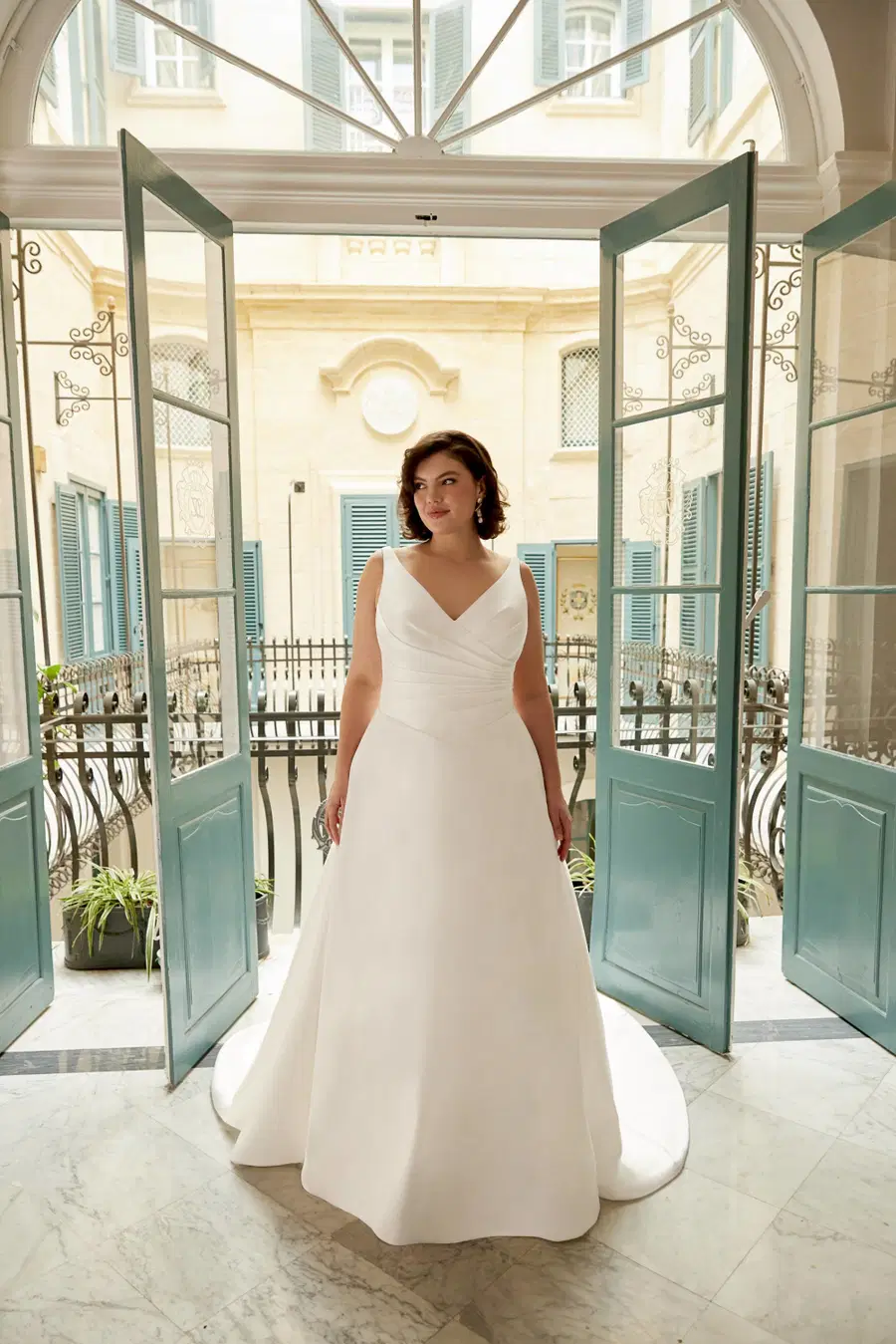 44585 by Sincerity Bridal - view 4 of 10