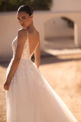 E-5509 by Elizabeth Passion - view 4 of 6