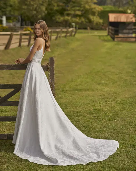 Nithan wedding dress by Alma Novia, A-line, satin