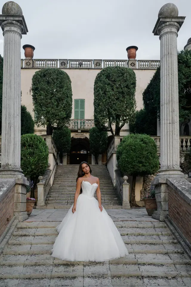 E512 - Fortuna by Abella: Ball Gown silhouette, sweetheart neckline, sleeveless, tulle
