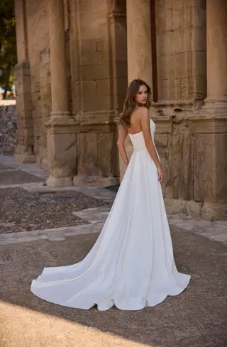 Haya by Veni Infantino - view 4 of 4