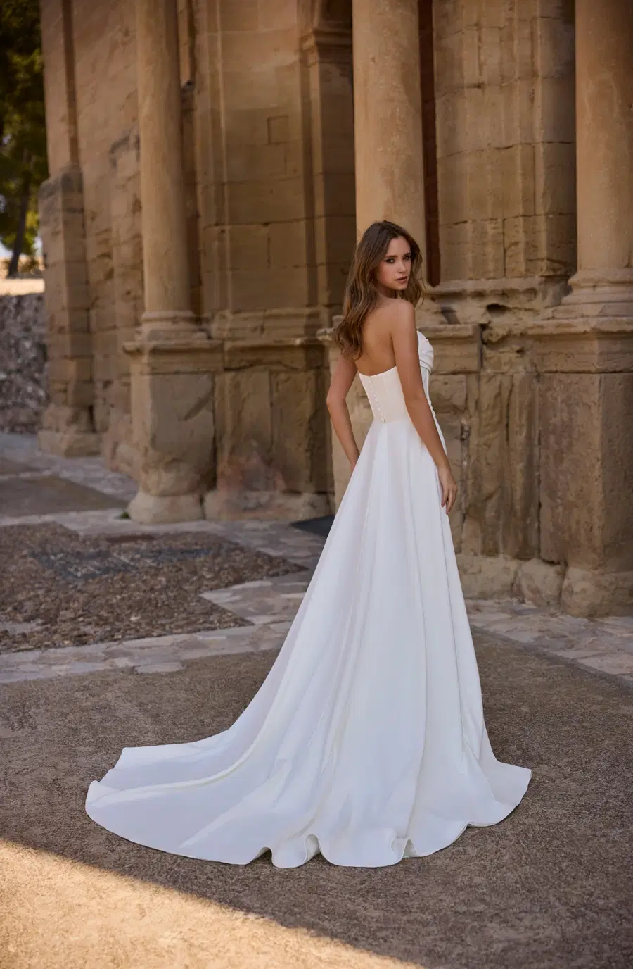 Haya by Veni Infantino - view 4 of 4