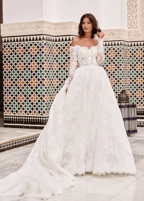 An Affair to Remember wedding dress by Dando London, ball gown, lace