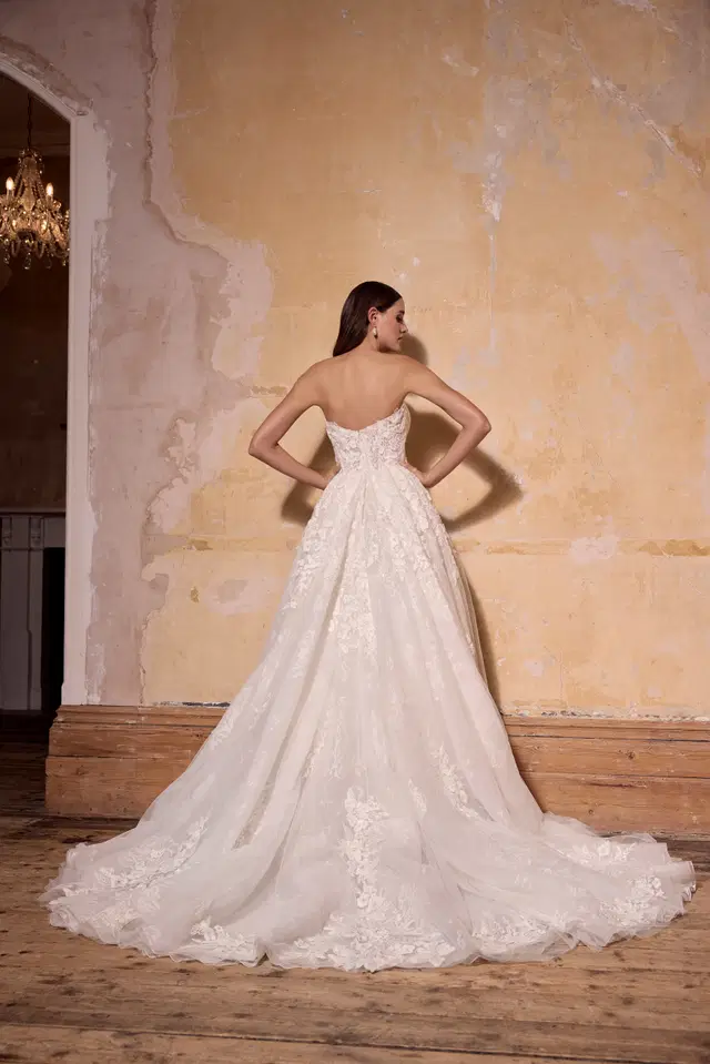Louisa by Josephine Scott - view 9 of 9