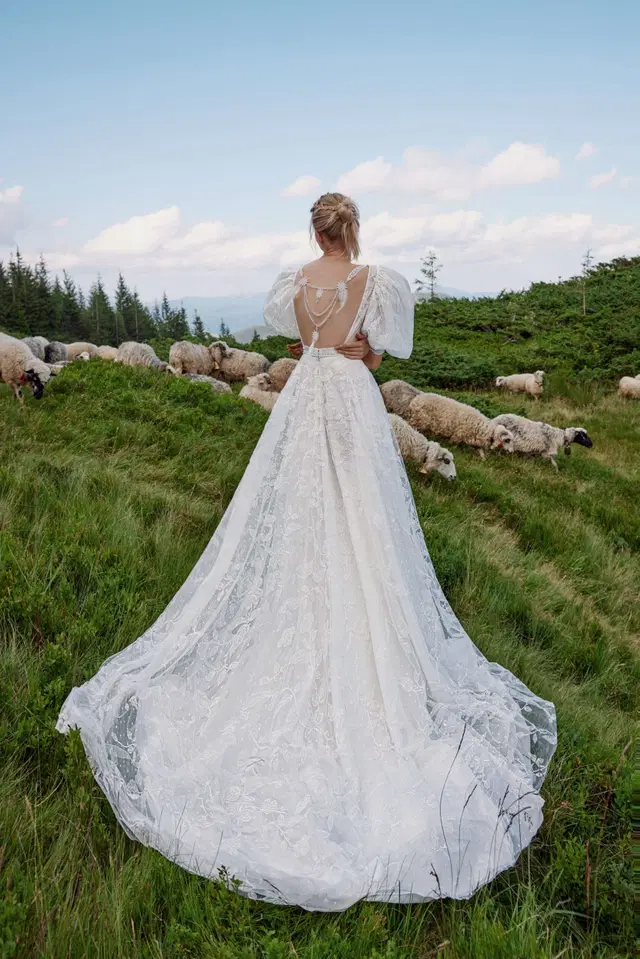 Edith by Ariamo Boho - view 3 of 3